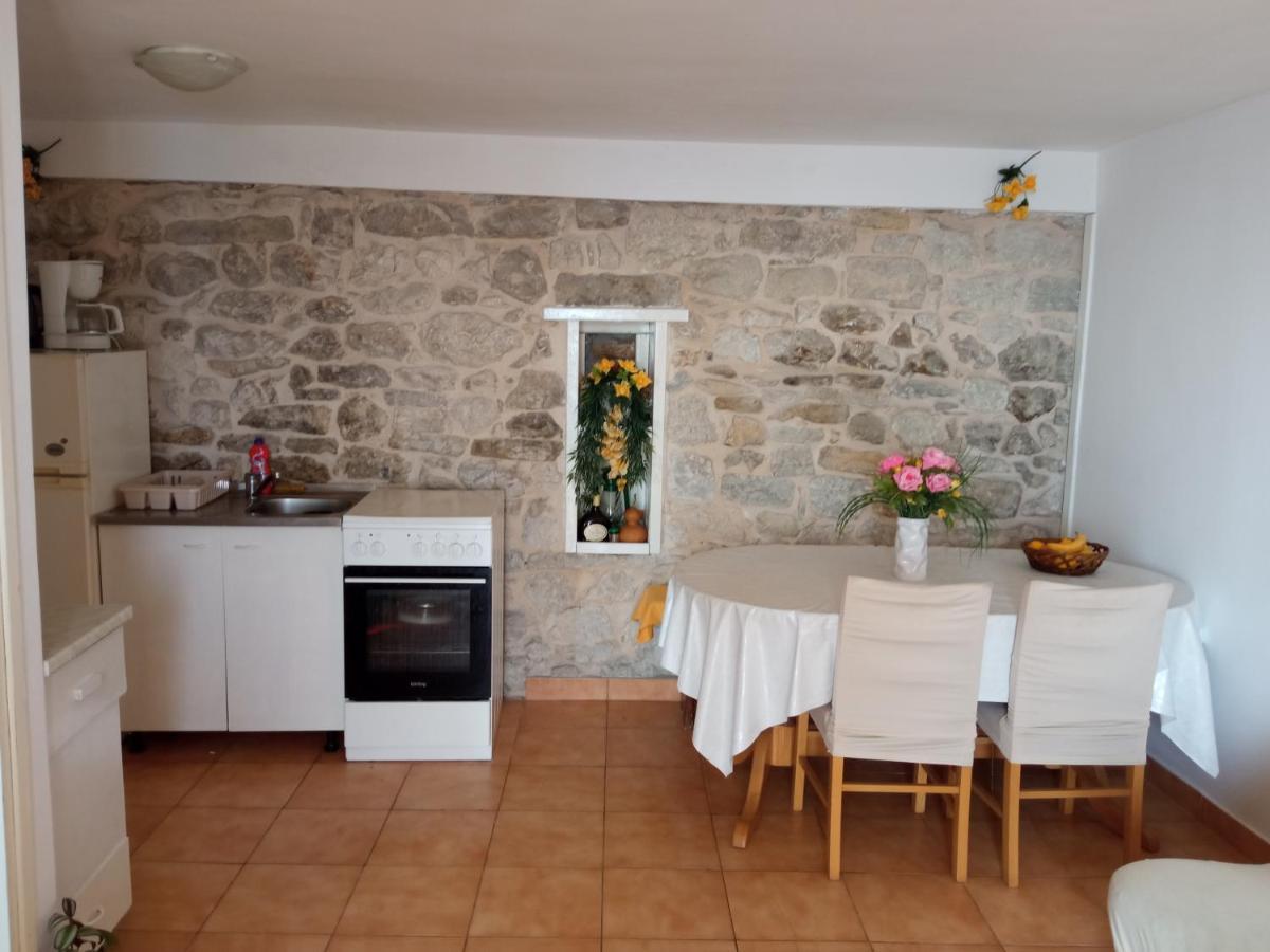 Apartman Anna Подстрана Экстерьер фото